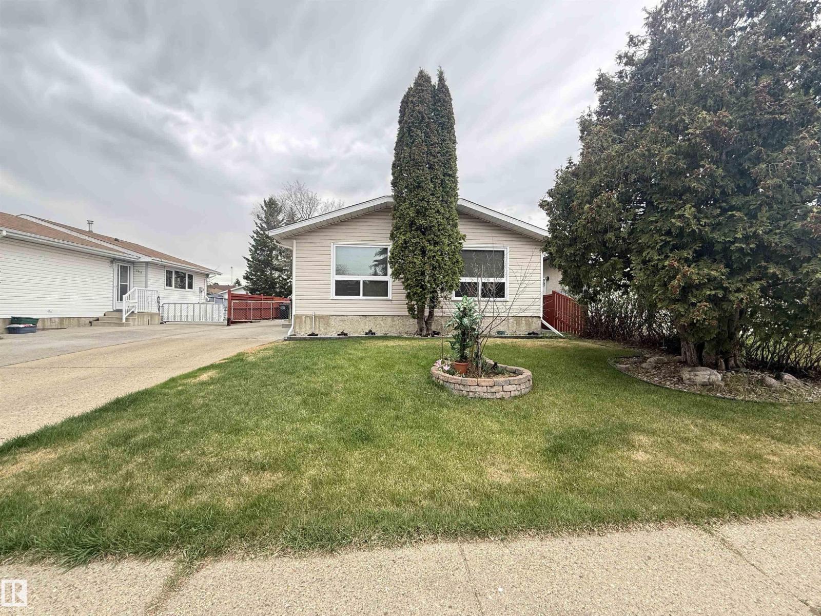 2620 83 St Nw, Edmonton, Alberta  T6K 2Y6 - Photo 2 - E4488286