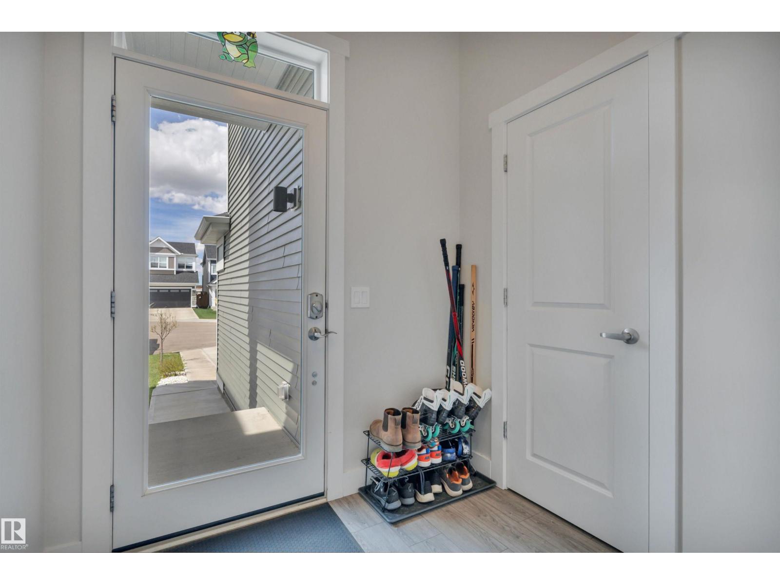 5 Stout Pl, Leduc, Alberta  T9E 1K4 - Photo 3 - E4488288