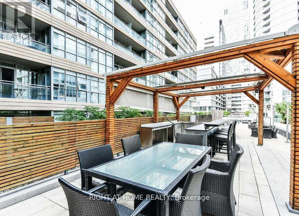 1021 - 10 Capreol Court, Toronto, Ontario  M5V 4B3 - Photo 34 - C13138534