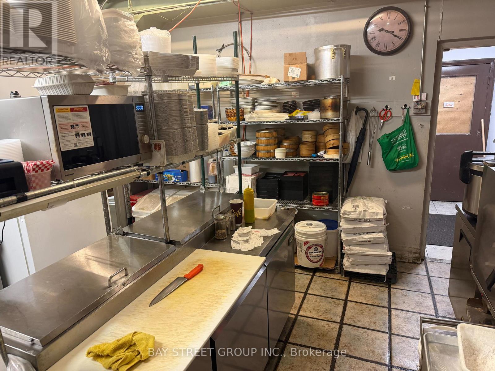 48 St Clair Avenue E, Toronto, Ontario  M4T 1M9 - Photo 10 - C13138538