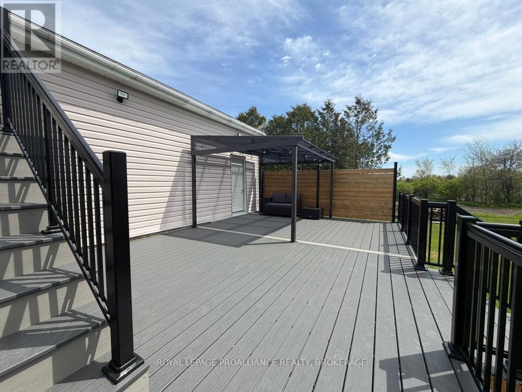 1376 Eden Grove Road, Leeds And The Thousand Islands, Ontario  K0E 1L0 - Photo 41 - X12969486