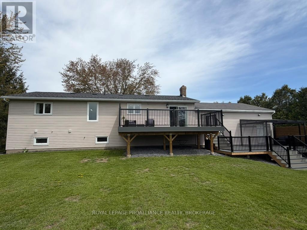 1376 Eden Grove Road, Leeds And The Thousand Islands, Ontario  K0E 1L0 - Photo 43 - X12969486