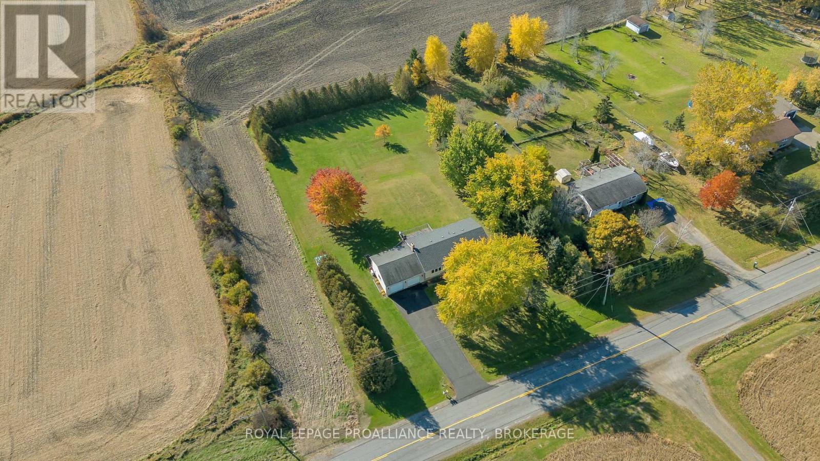 1376 Eden Grove Road, Leeds And The Thousand Islands, Ontario  K0E 1L0 - Photo 45 - X12969486