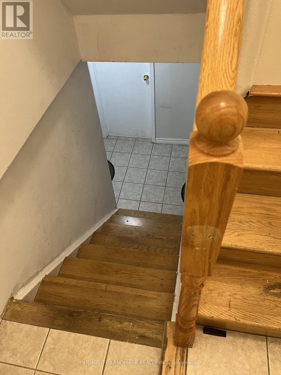 Basement #2 - 385 Marybay Crescent, Richmond Hill, Ontario  L4C 2X5 - Photo 2 - N13138492