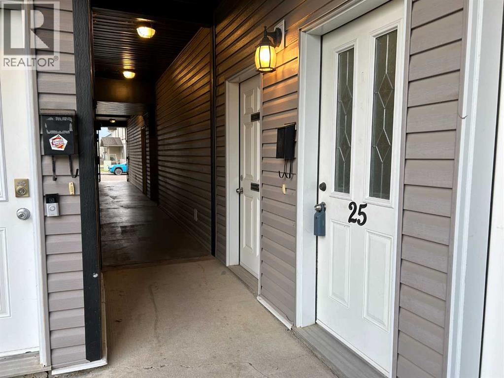 25, 298 Somerset Way Se, Medicine Hat, Alberta T1B 0E9 - Photo 15 - A2310778