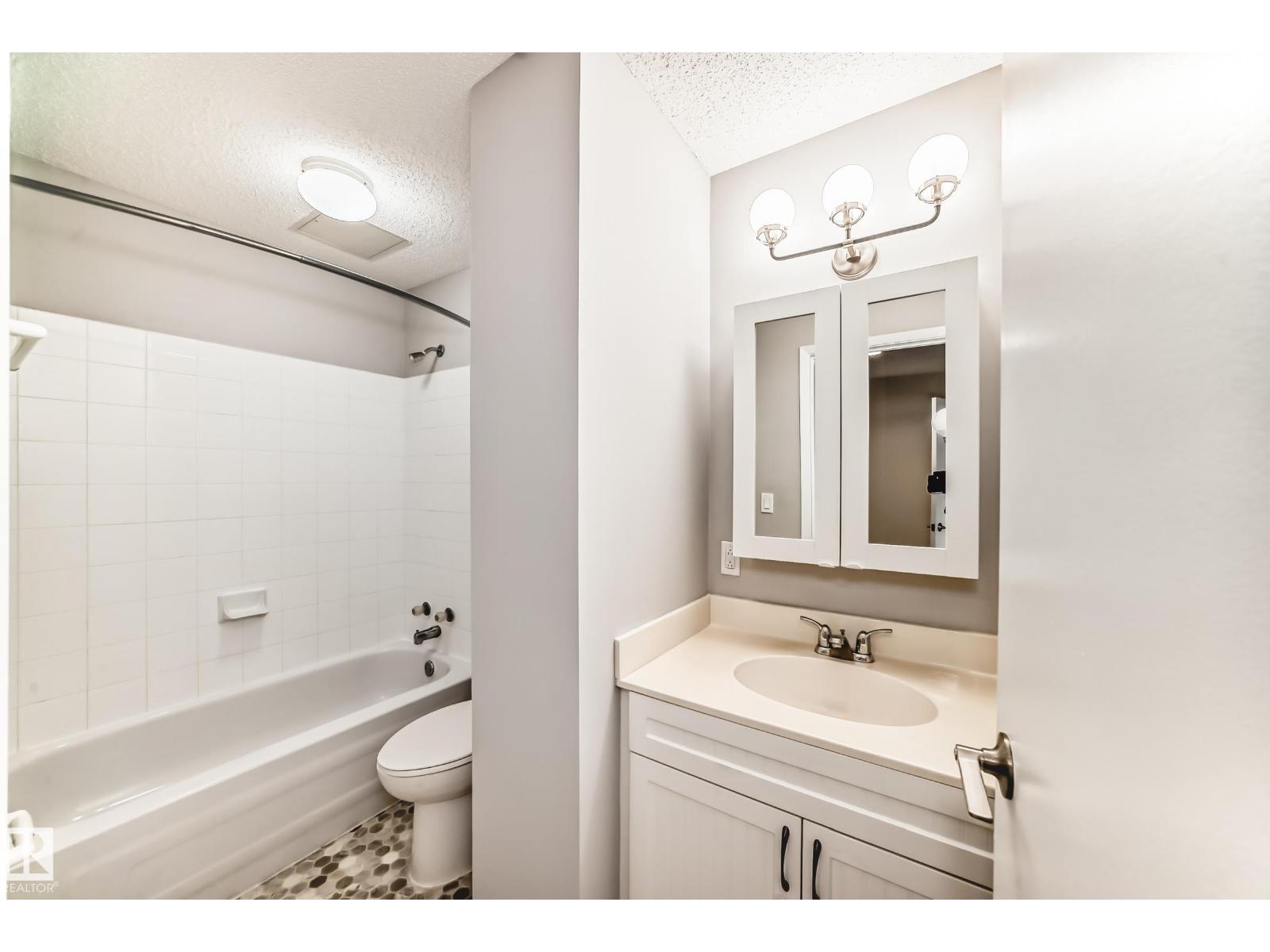 #1404 11307 99 Av Nw, Edmonton, Alberta  T5K 0H2 - Photo 15 - E4488294