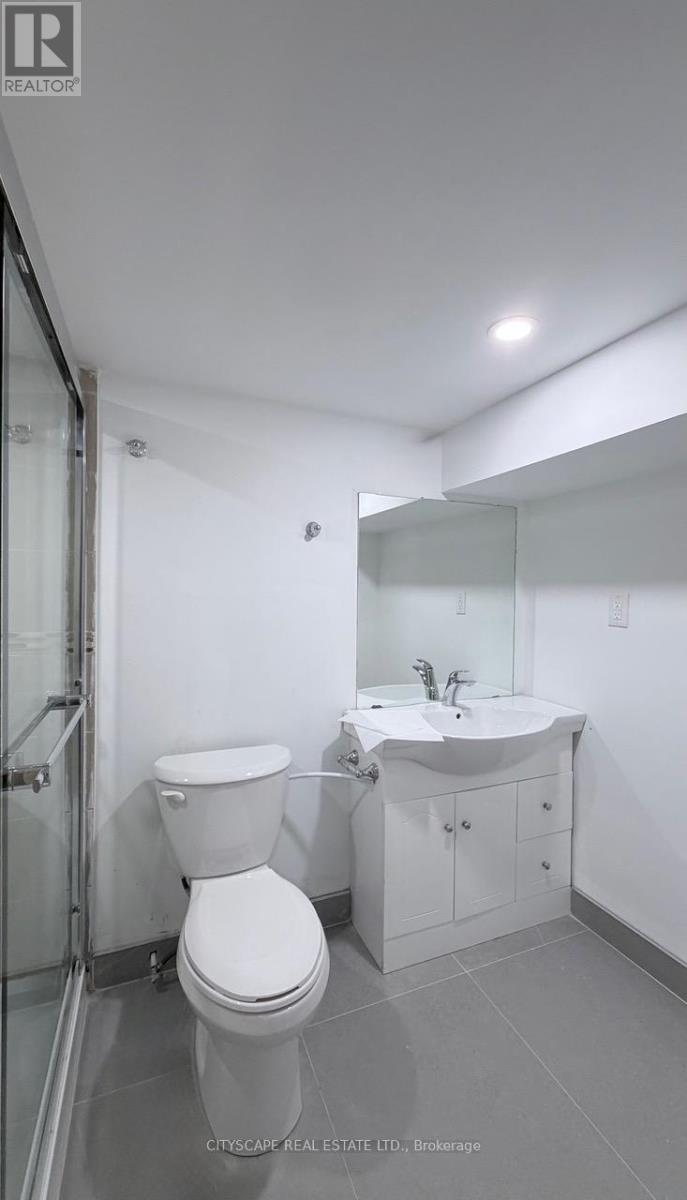 102 - 15 Sanagan Road, Toronto, Ontario  M9V 1R7 - Photo 4 - W13138502