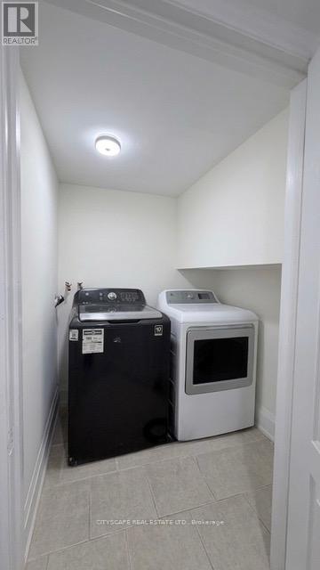 102 - 15 Sanagan Road, Toronto, Ontario  M9V 1R7 - Photo 6 - W13138502