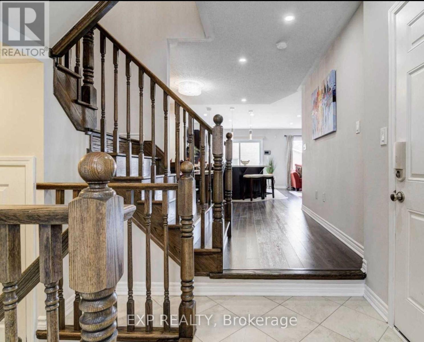1688 Copeland Circle, Milton, Ontario L9T 8X8 - Photo 2 - W13138516