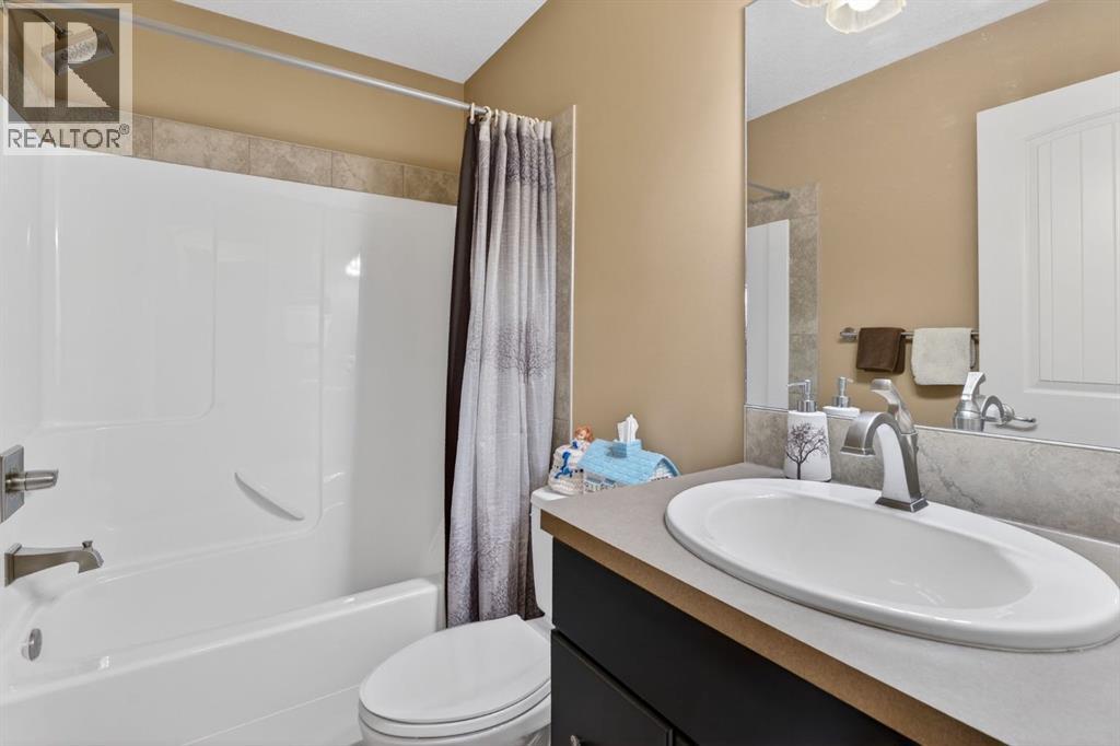 2 Ranchers Green, Okotoks, Alberta  T1S 0G6 - Photo 29 - A2311245