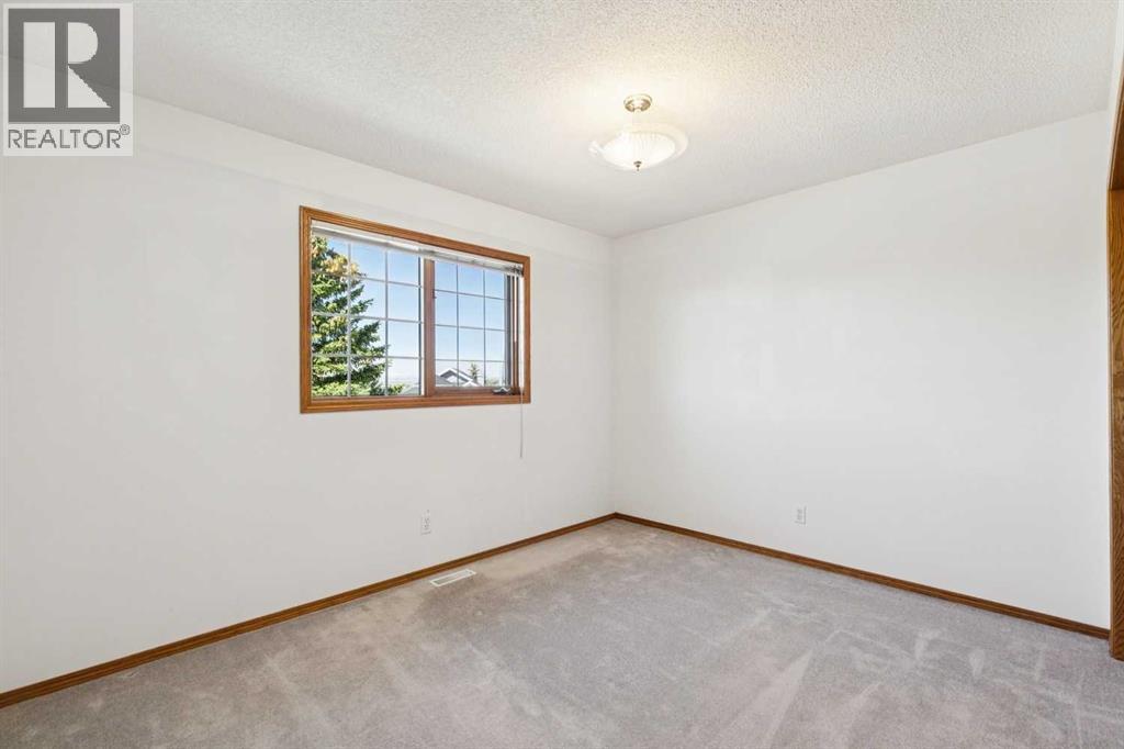 135 Sceptre Close NW, Calgary, Alberta  T3L 1Y2 - Photo 37 - A2288565