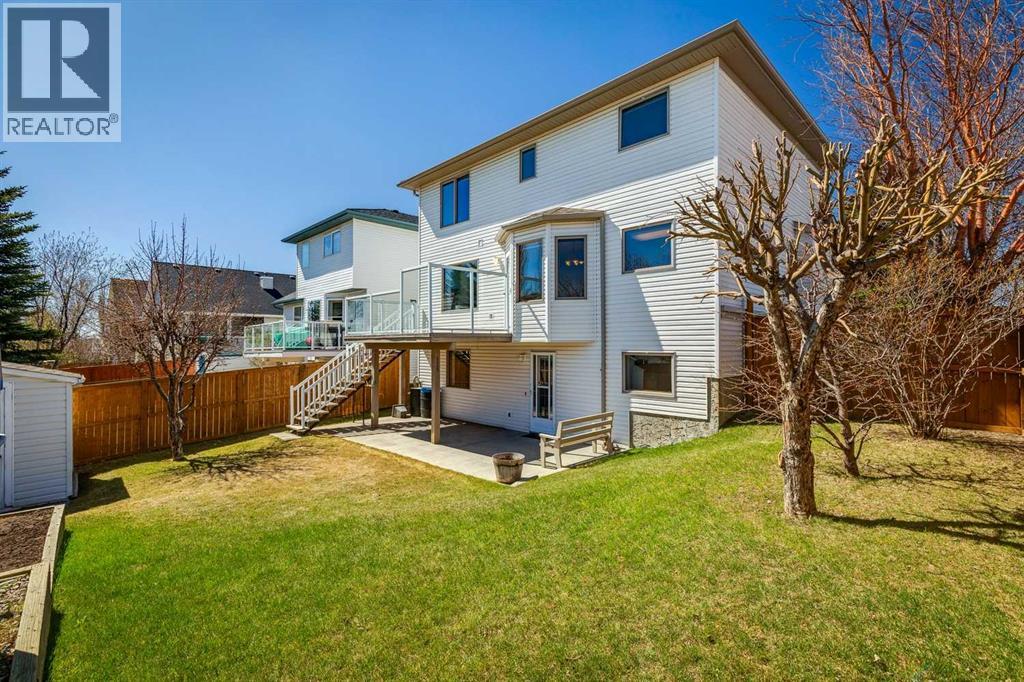 135 Sceptre Close NW, Calgary, Alberta  T3L 1Y2 - Photo 3 - A2288565