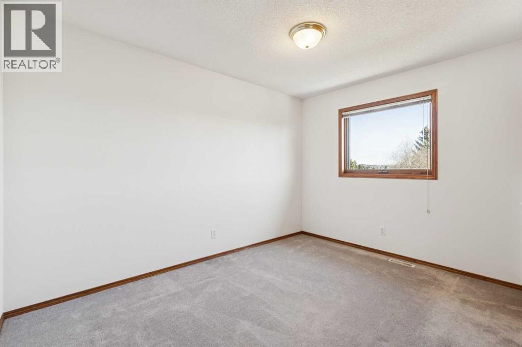 135 Sceptre Close NW, Calgary, Alberta  T3L 1Y2 - Photo 38 - A2288565