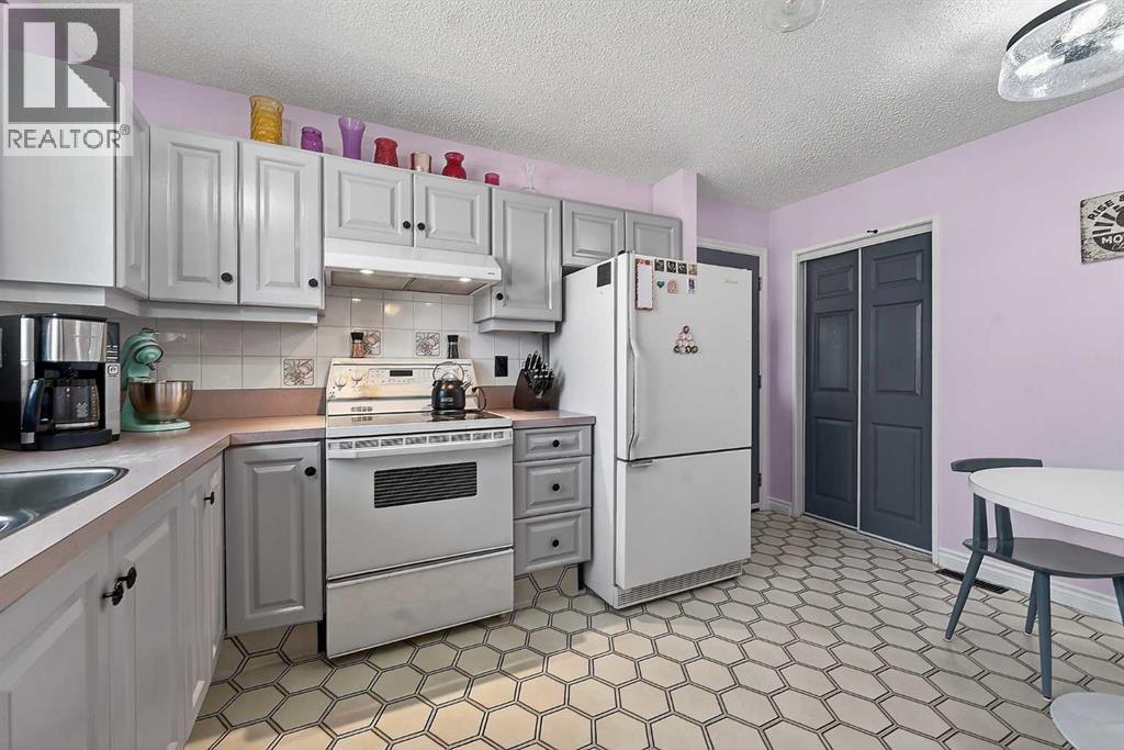 158 Ranch Glen Drive NW, Calgary, Alberta  T3G 1E8 - Photo 14 - A2308949