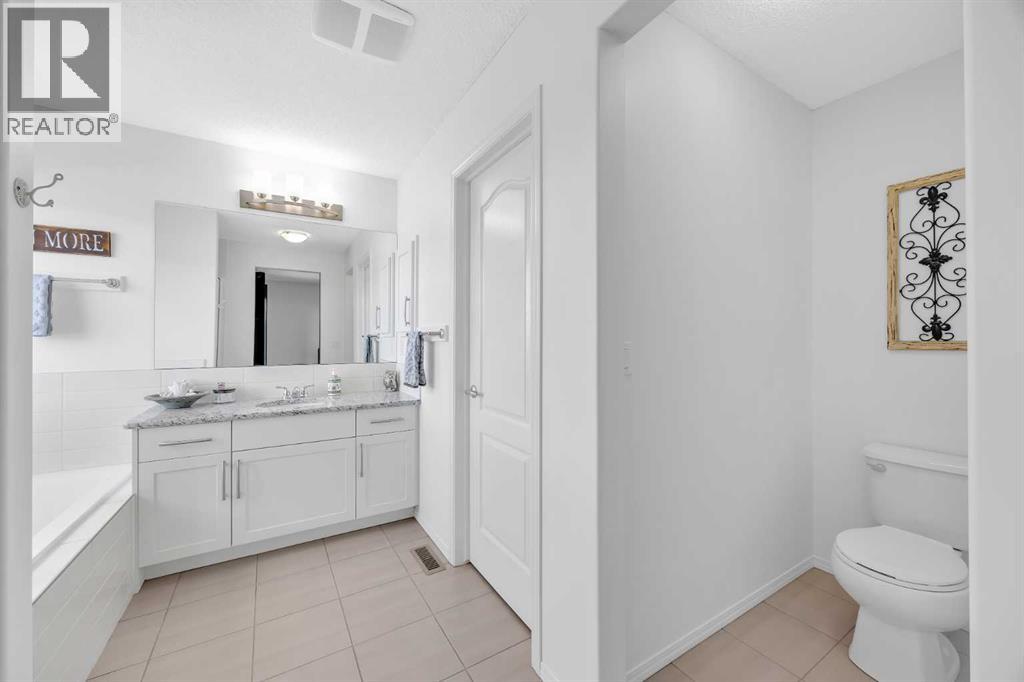 30 Cranarch View SE, Calgary, Alberta  T3M 2J3 - Photo 15 - A2311219