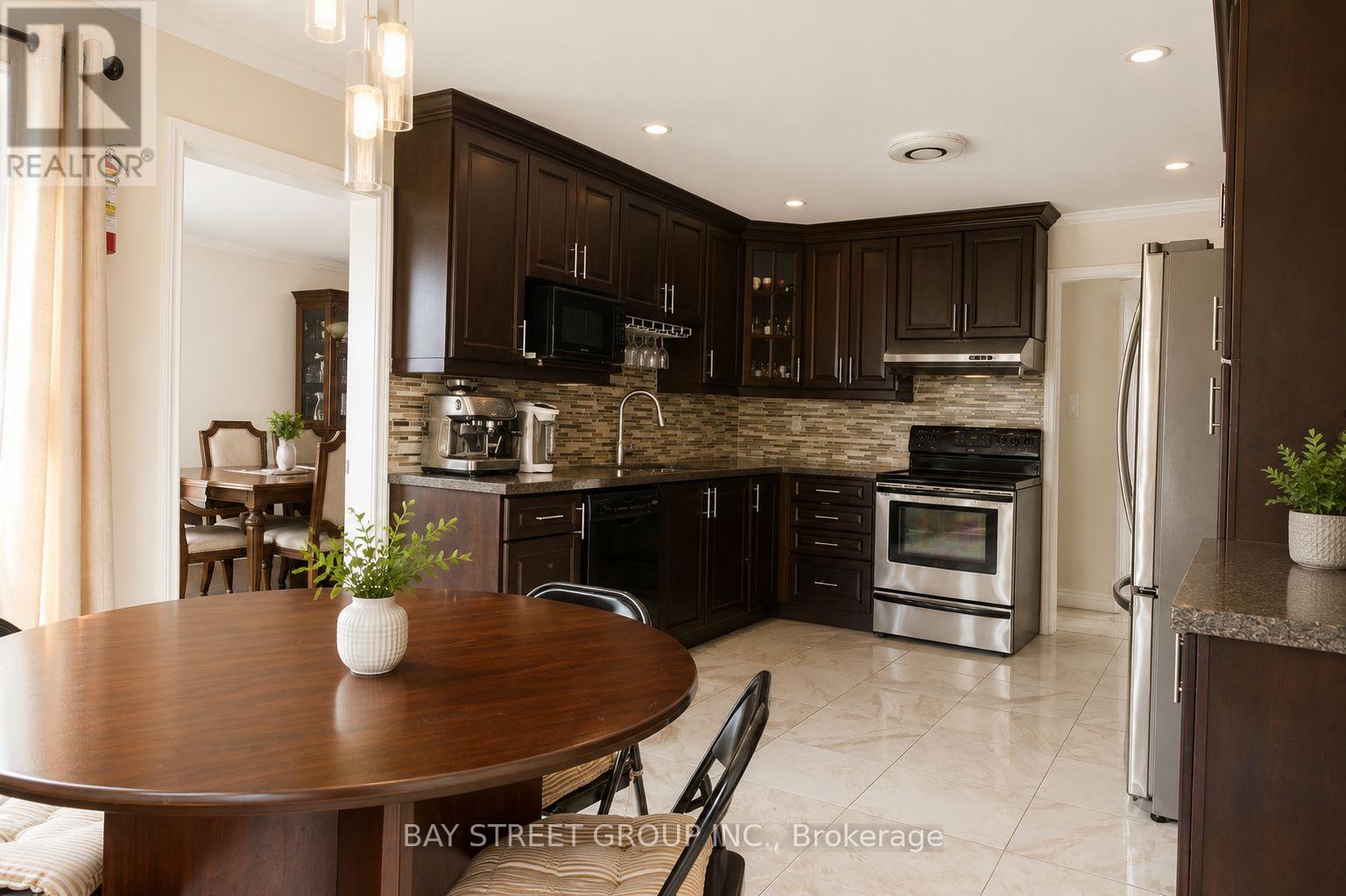 19 Delancey Crescent, Markham, Ontario  L3P 7C9 - Photo 10 - N13028382