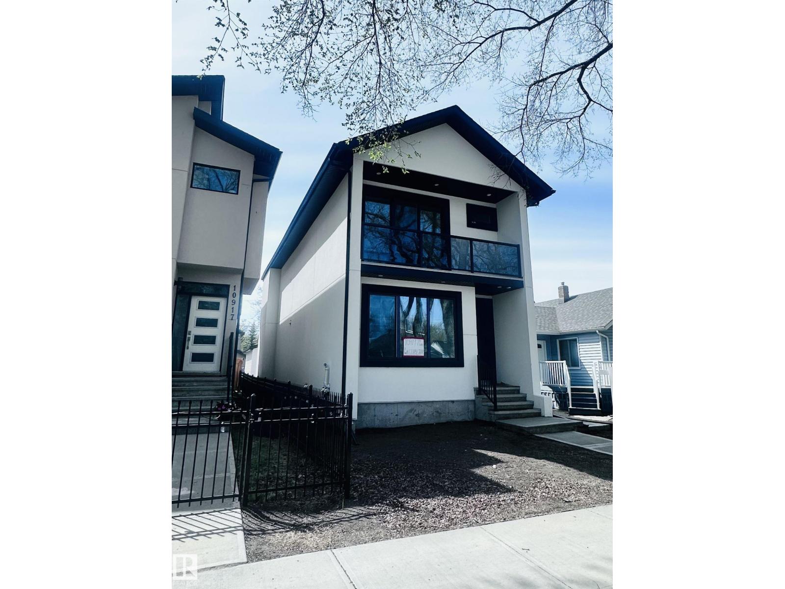 10919 79 AV NW, edmonton, Alberta