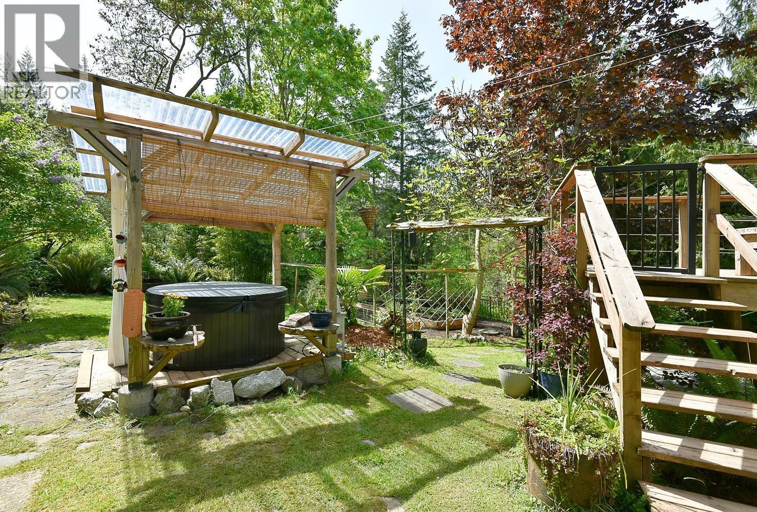 5794 Trout Lake Road, Halfmoon Bay, British Columbia  V7Z 1H1 - Photo 20 - R3124388