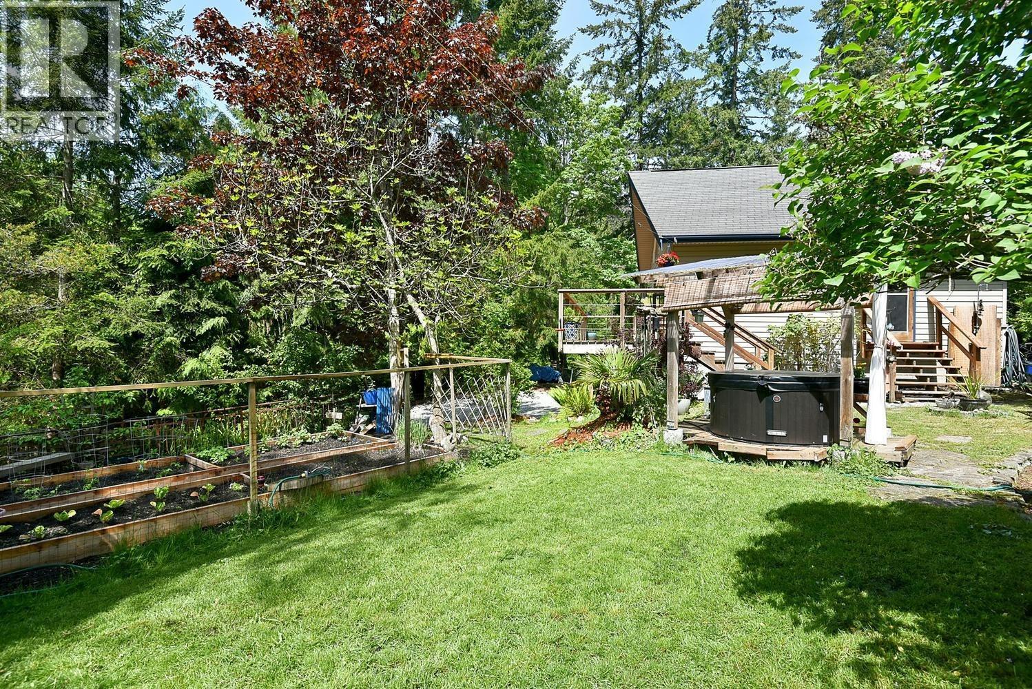 5794 Trout Lake Road, Halfmoon Bay, British Columbia  V7Z 1H1 - Photo 16 - R3124388
