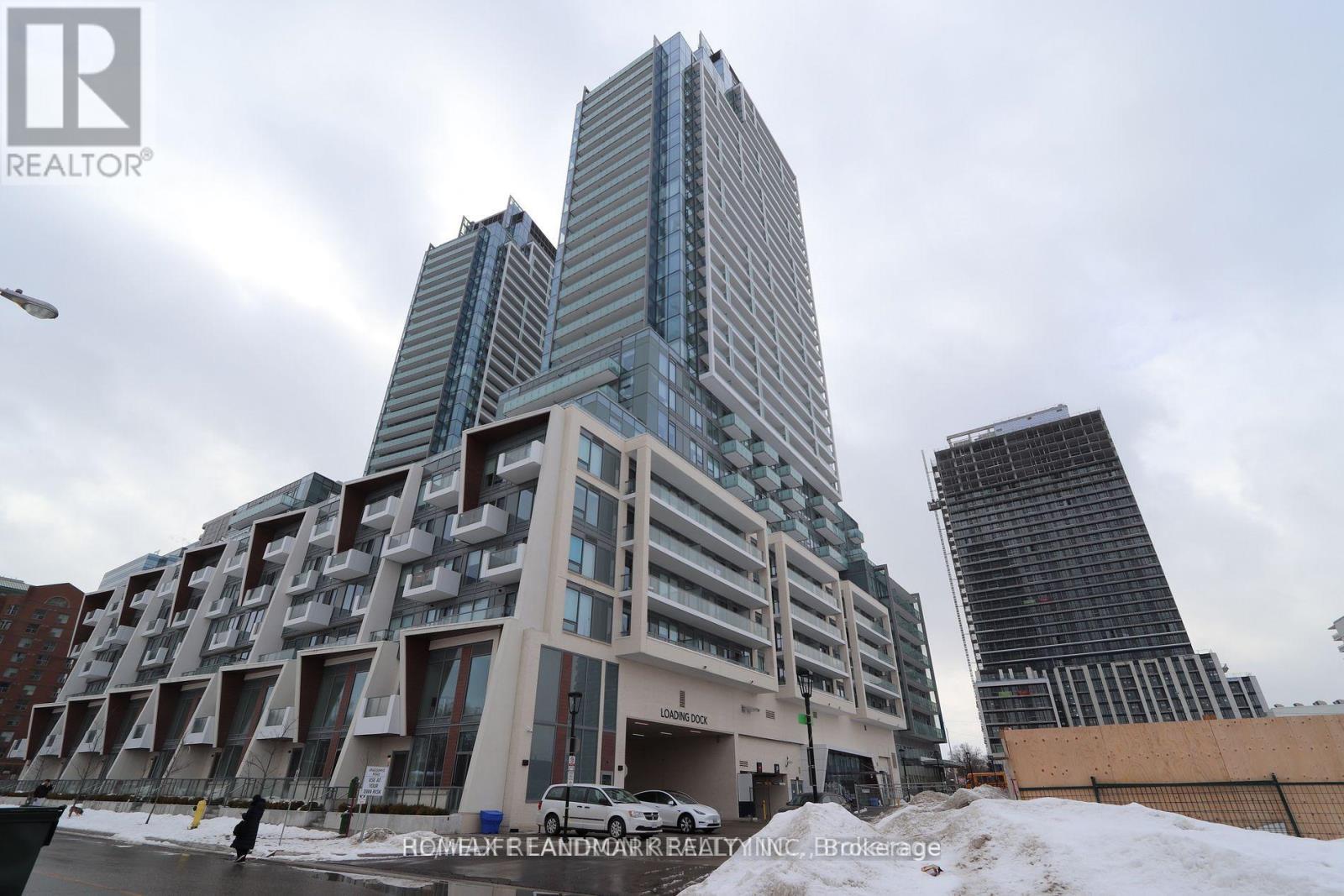 N1114 - 7 GOLDEN LION HEIGHTS, Toronto, Ontario