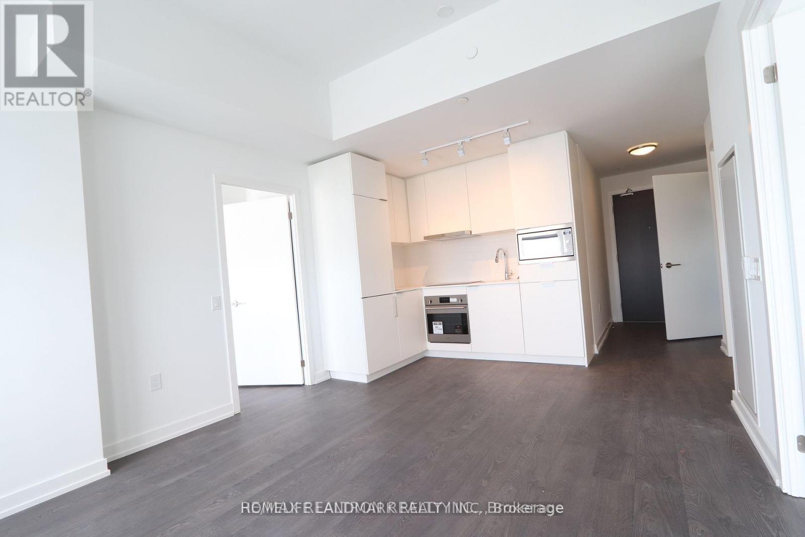 N1114 - 7 Golden Lion Heights, Toronto, Ontario  M2M 0C1 - Photo 3 - C13138624