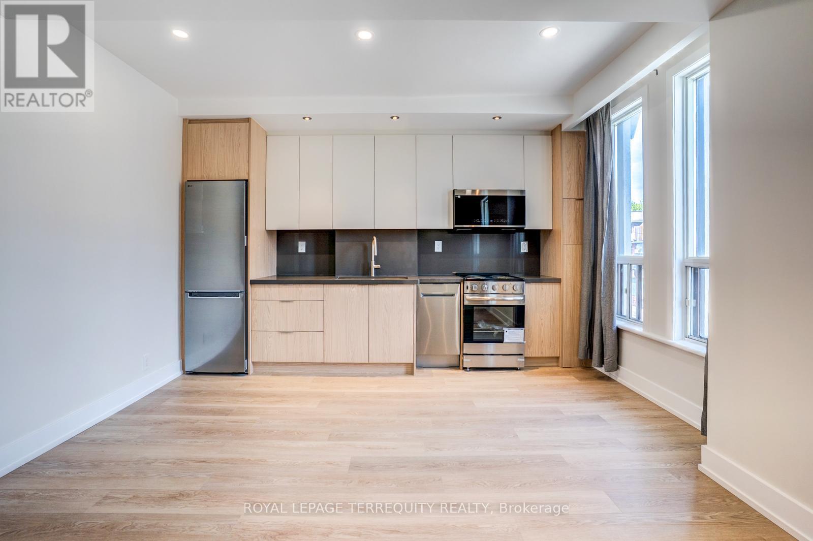 Upper - 743 Gerrard Street E, Toronto, Ontario  M4M 1Y5 - Photo 4 - E12906968