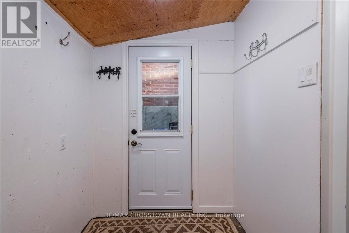 49 Park Street, Barrie, Ontario L4N 1H7 - Photo 17 - S13137560