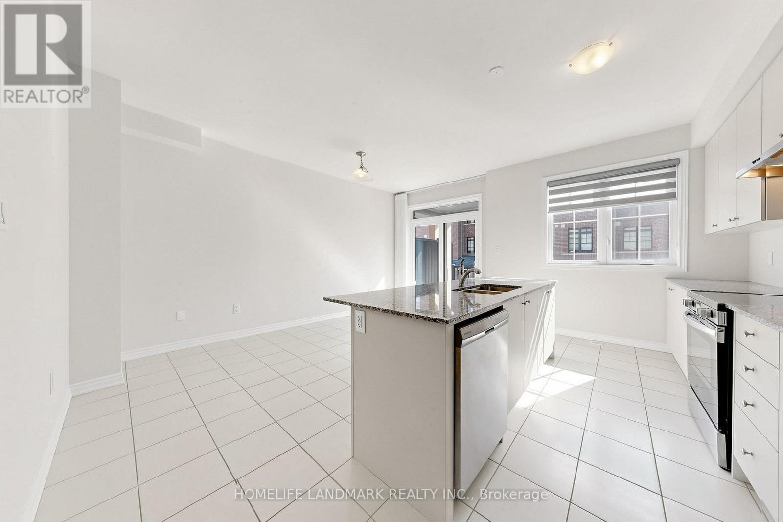 69 Main Street S, Markham, Ontario  L3P 0P7 - Photo 12 - N13138610