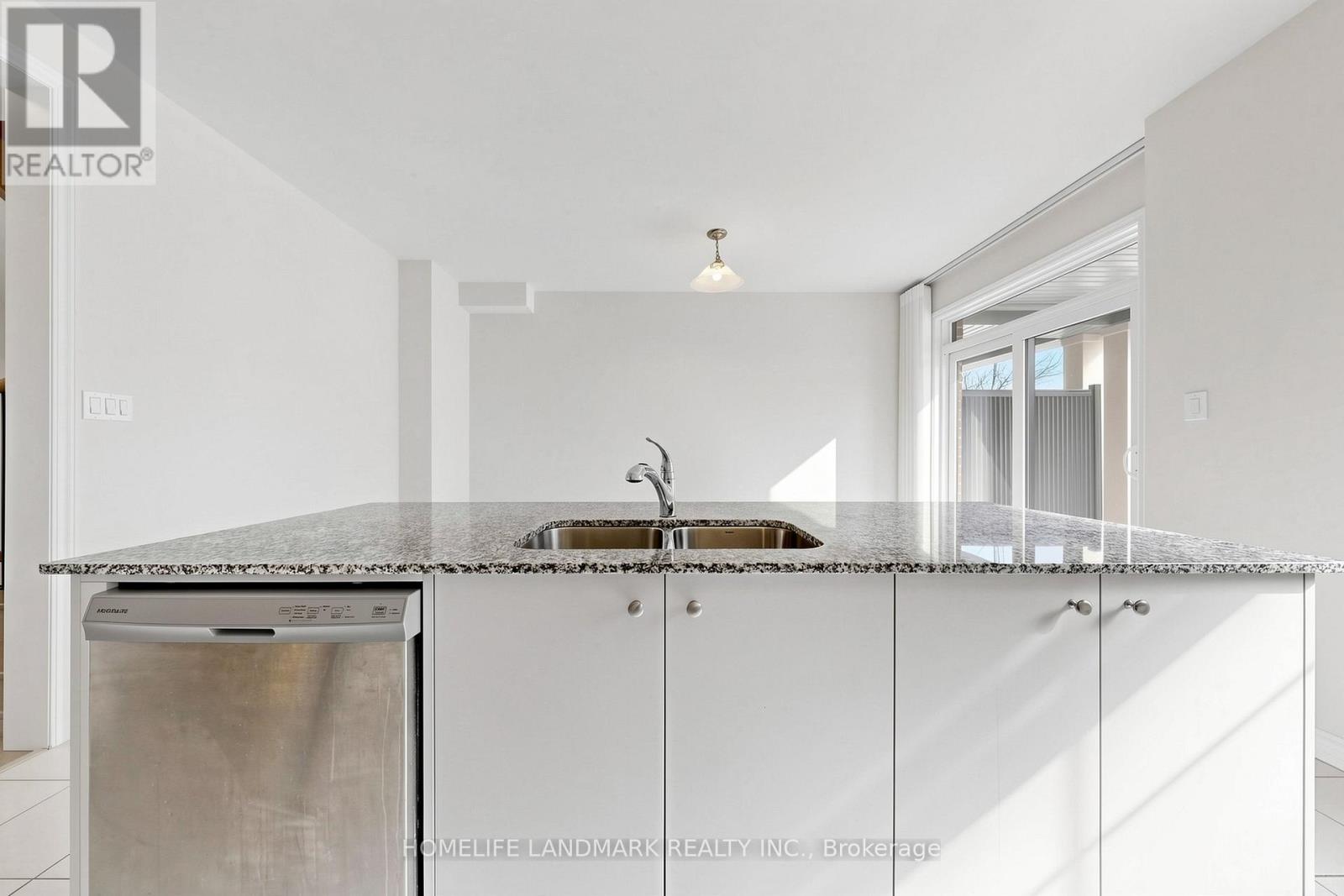 69 Main Street S, Markham, Ontario  L3P 0P7 - Photo 14 - N13138610