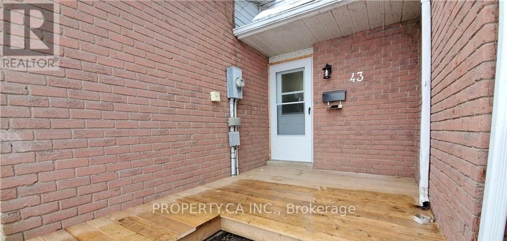 43 Barrett Crescent, Barrie (Letitia Heights), Ontario  L4N 5A4 - Photo 3 - S13138590