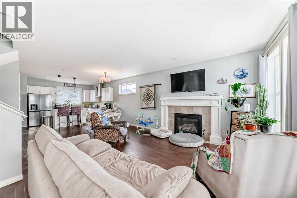 404 Redstone Grove NE, Calgary, Alberta  T3N 0J3 - Photo 6 - A2307060
