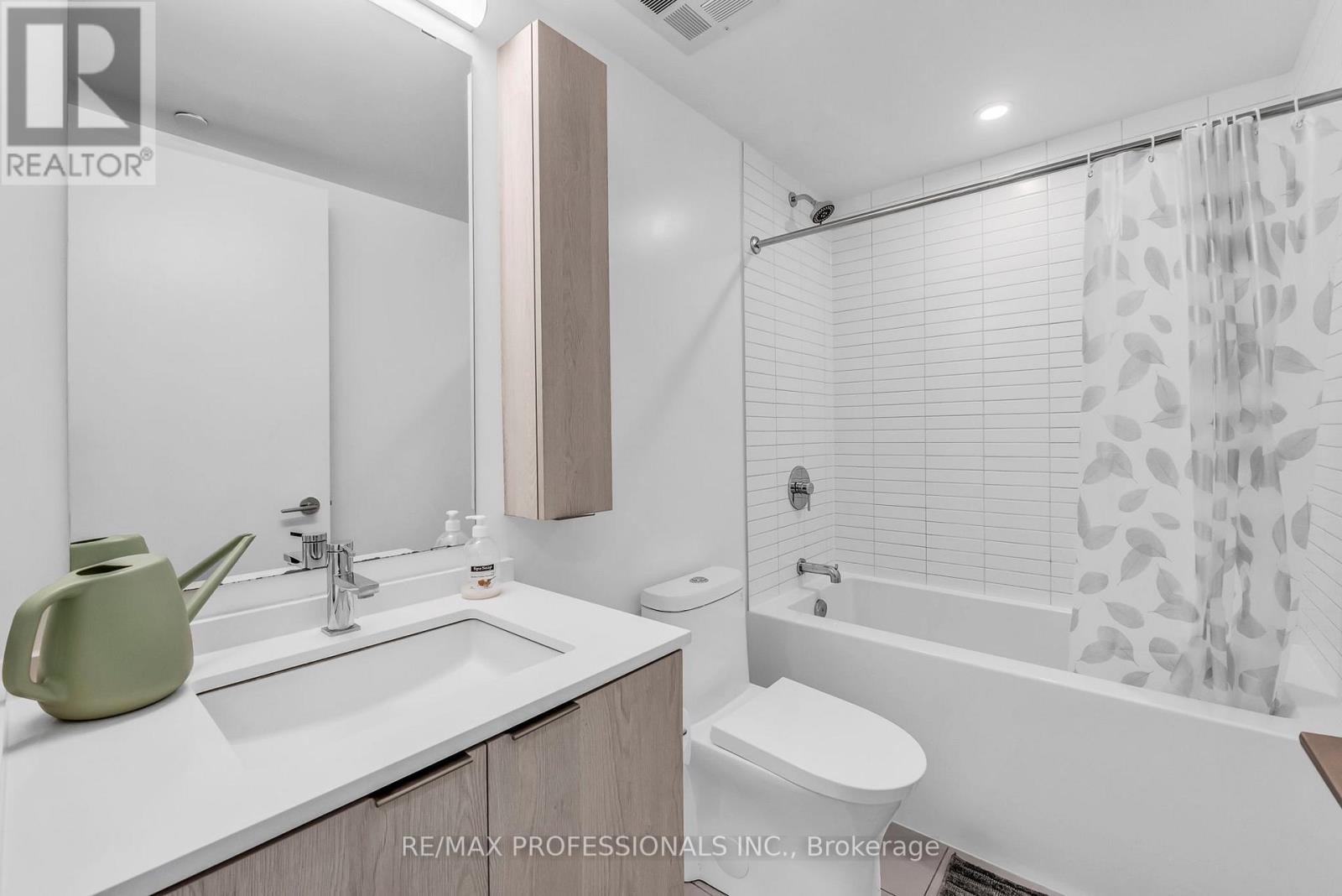 404 - 86 Dundas Street E, Mississauga, Ontario  L5A 0B1 - Photo 11 - W13138550