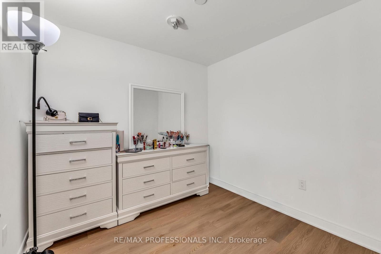 404 - 86 Dundas Street E, Mississauga, Ontario  L5A 0B1 - Photo 14 - W13138550