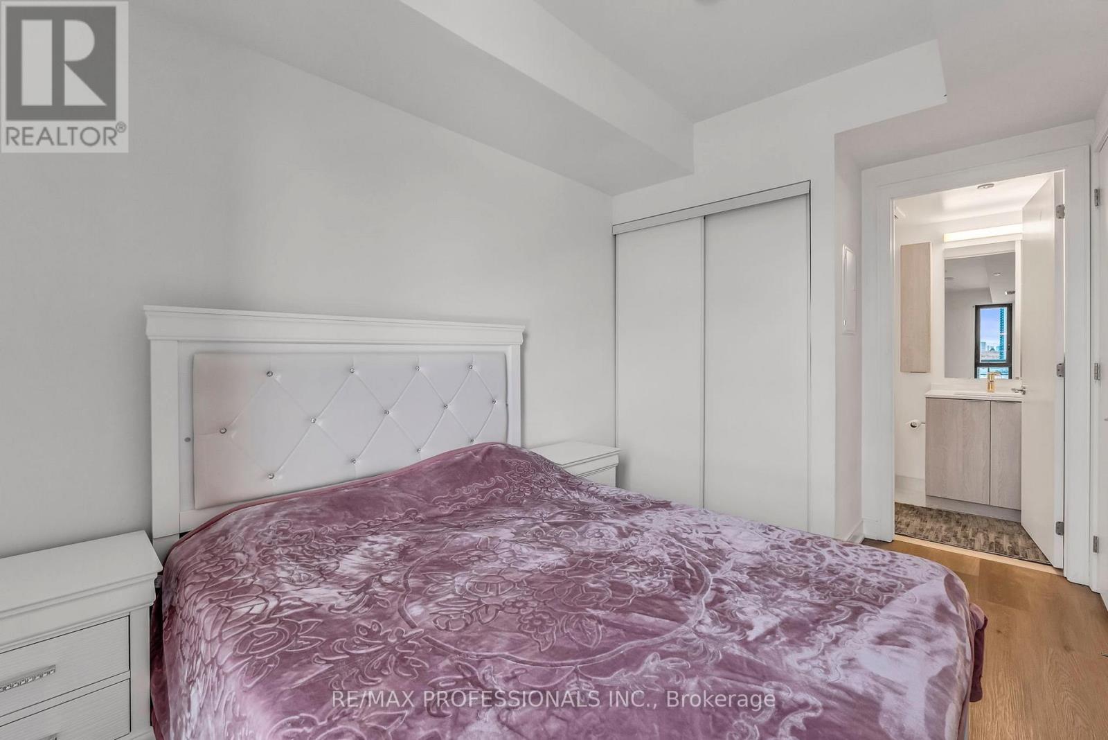 404 - 86 Dundas Street E, Mississauga, Ontario  L5A 0B1 - Photo 18 - W13138550