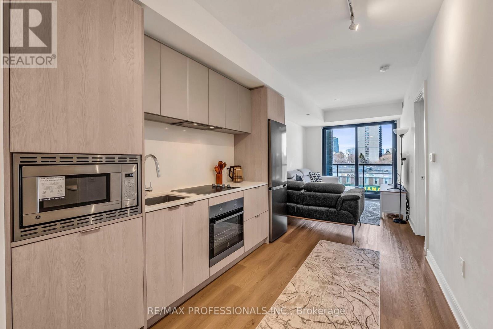 404 - 86 Dundas Street E, Mississauga, Ontario  L5A 0B1 - Photo 5 - W13138550