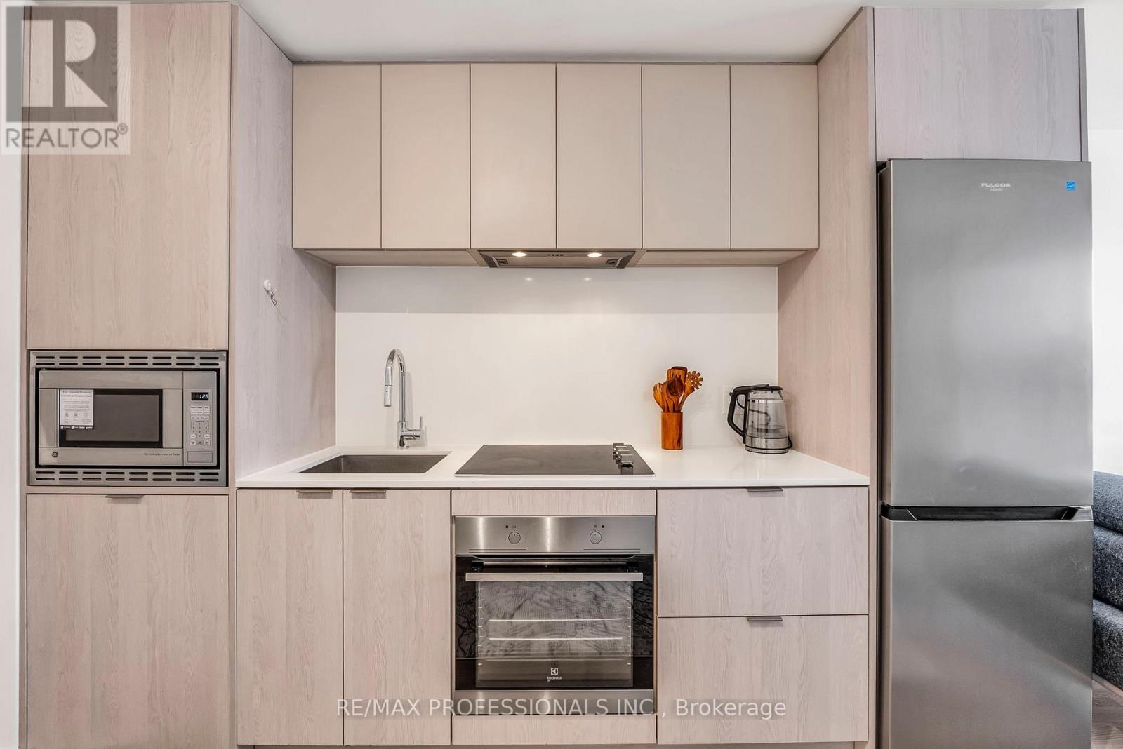 404 - 86 Dundas Street E, Mississauga, Ontario  L5A 0B1 - Photo 7 - W13138550