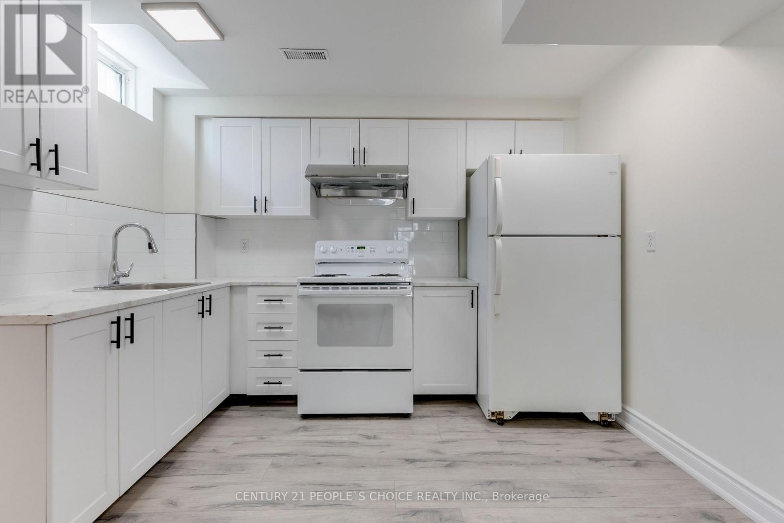 Bsmt - 5358 Bellows Avenue, Mississauga, Ontario  L5R 3Y7 - Photo 15 - W13138552