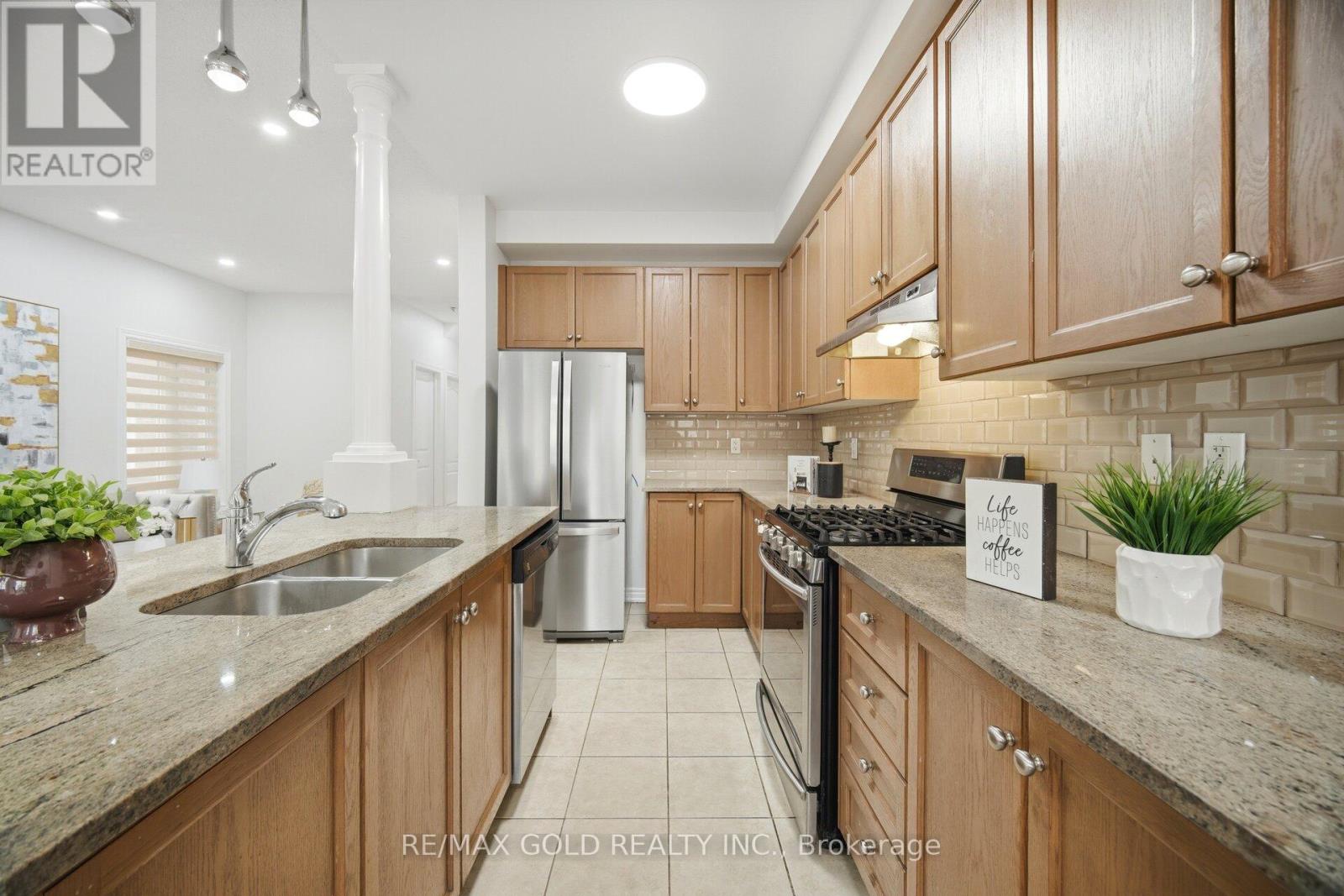 49 Interlude Drive, Brampton, Ontario  L6X 3B1 - Photo 11 - W13138582