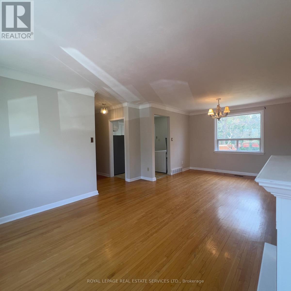 606 Pinegrove Road S, Oakville, Ontario  L6K 2C6 - Photo 3 - W13138614