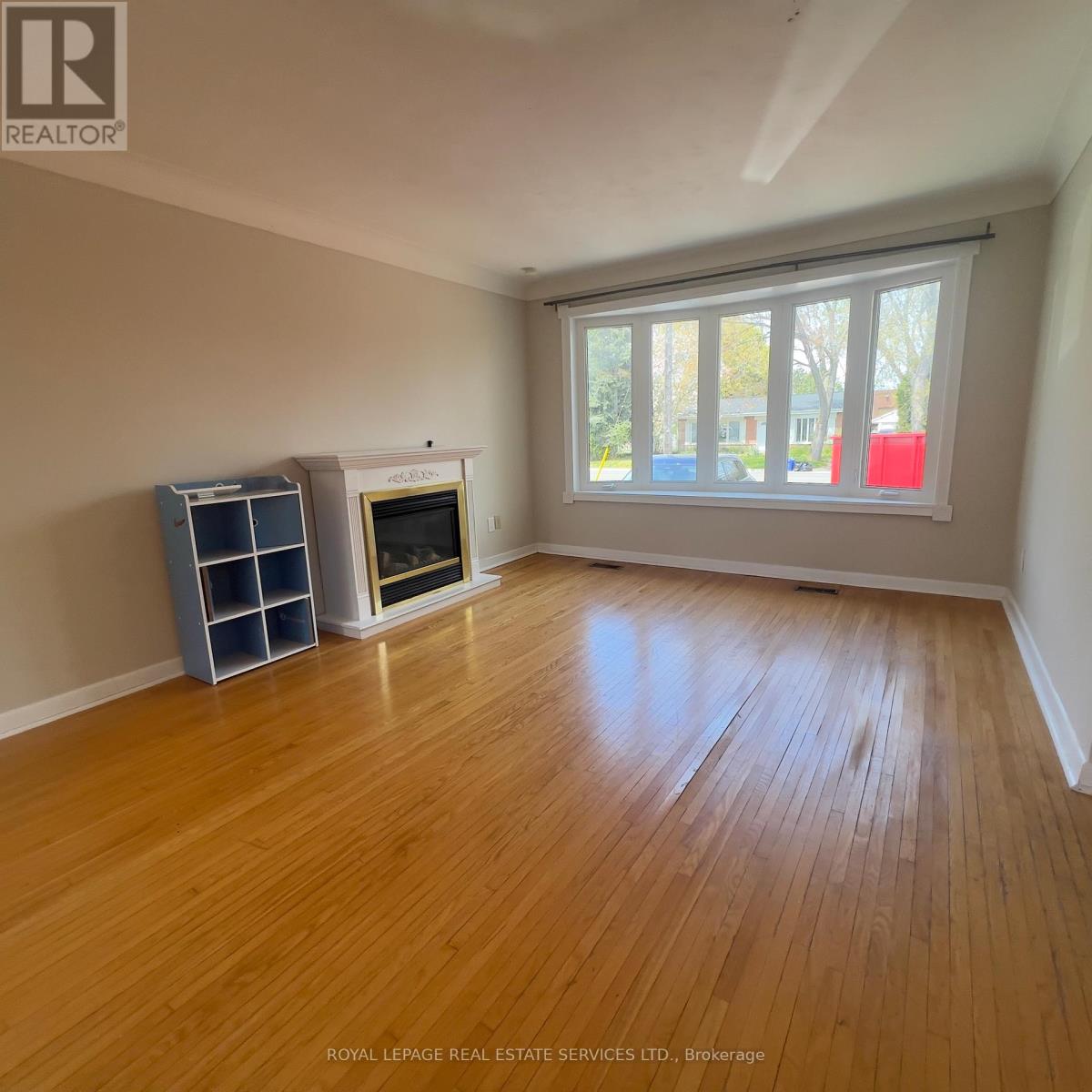 606 Pinegrove Road S, Oakville, Ontario  L6K 2C6 - Photo 5 - W13138614