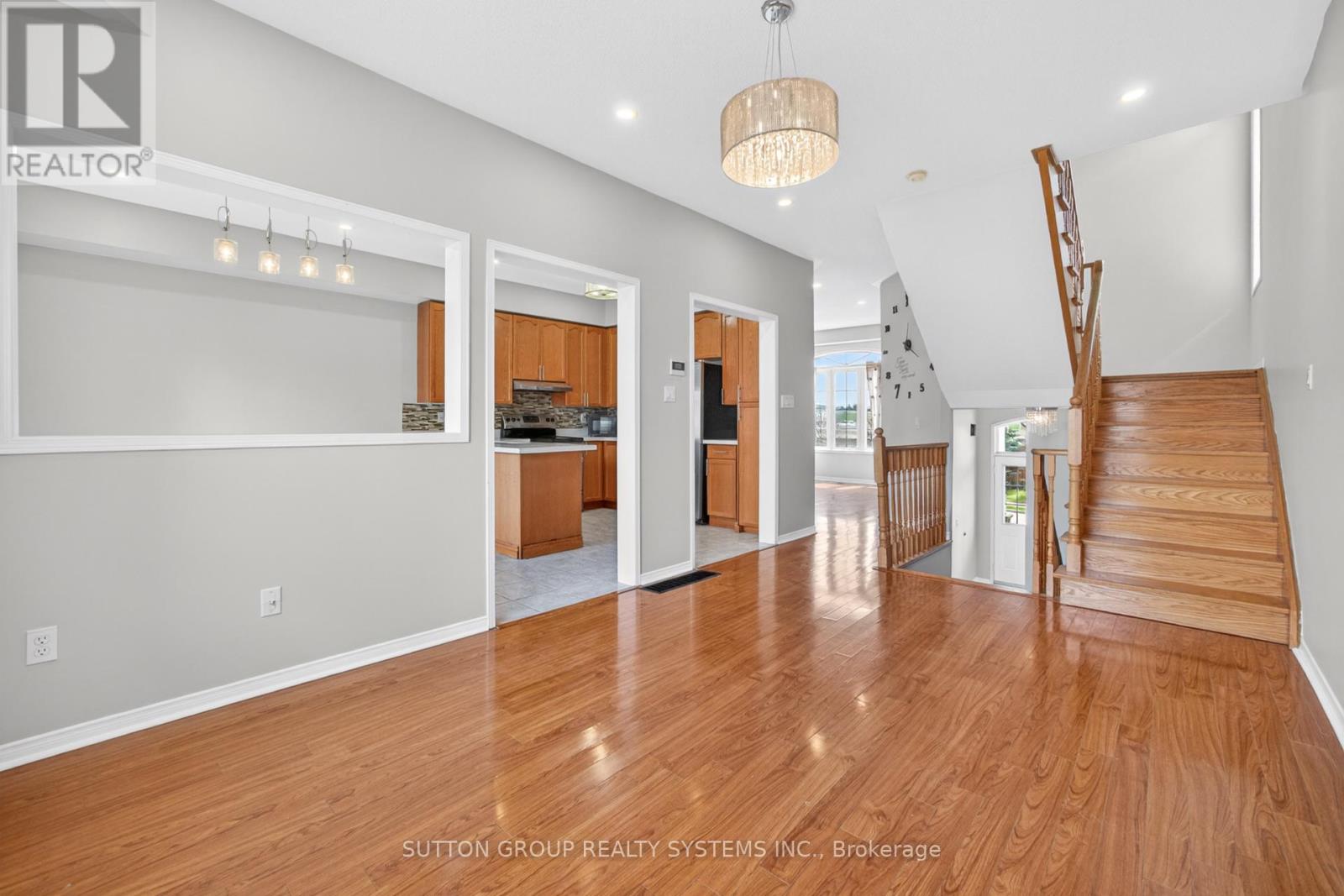 6556 Opera Glass Crescent S, Mississauga, Ontario  L5W 1S1 - Photo 11 - W13138616