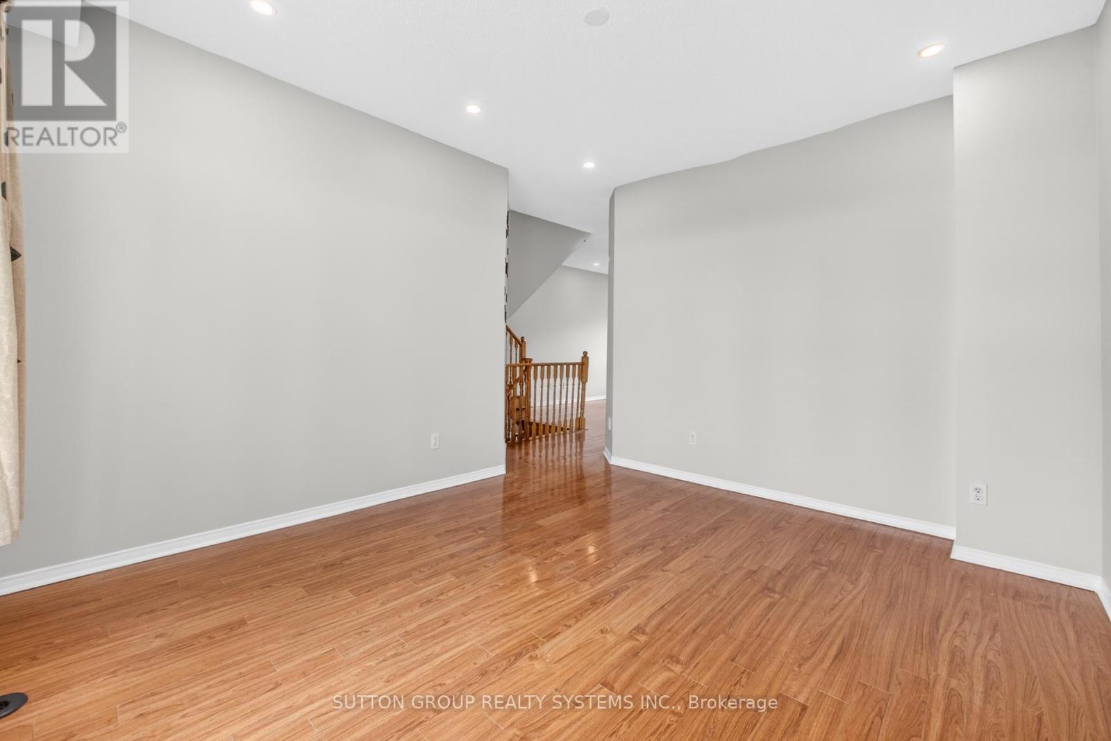 6556 Opera Glass Crescent S, Mississauga, Ontario  L5W 1S1 - Photo 14 - W13138616