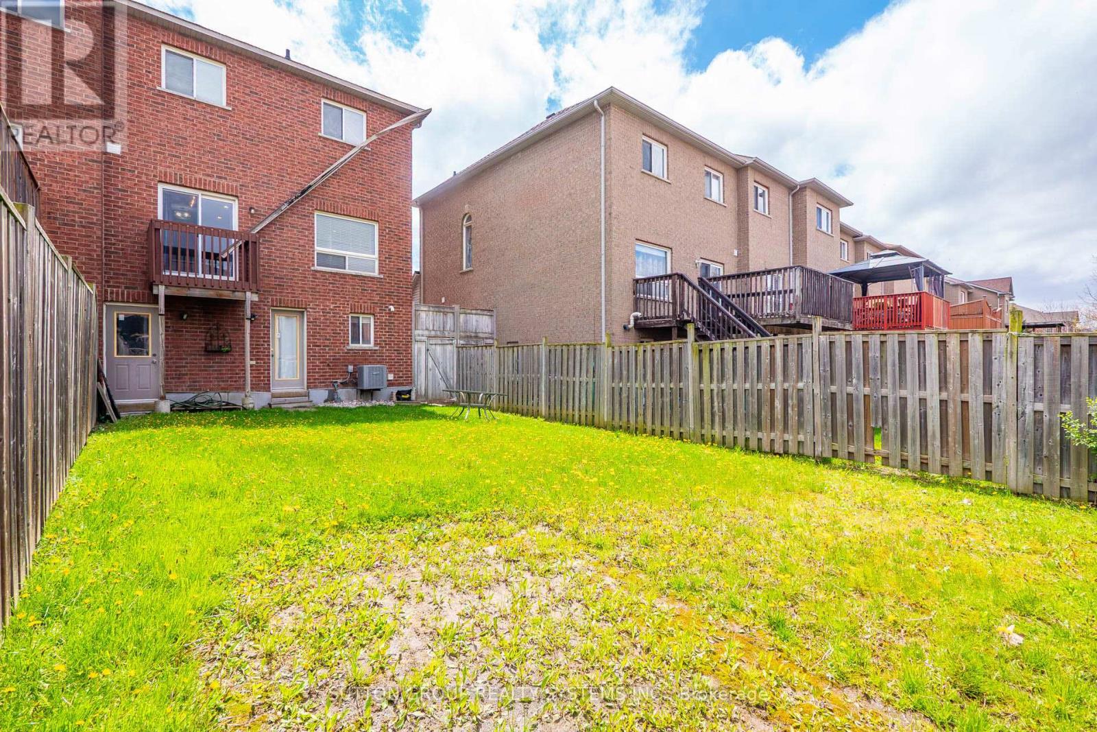 6556 Opera Glass Crescent S, Mississauga, Ontario  L5W 1S1 - Photo 43 - W13138616