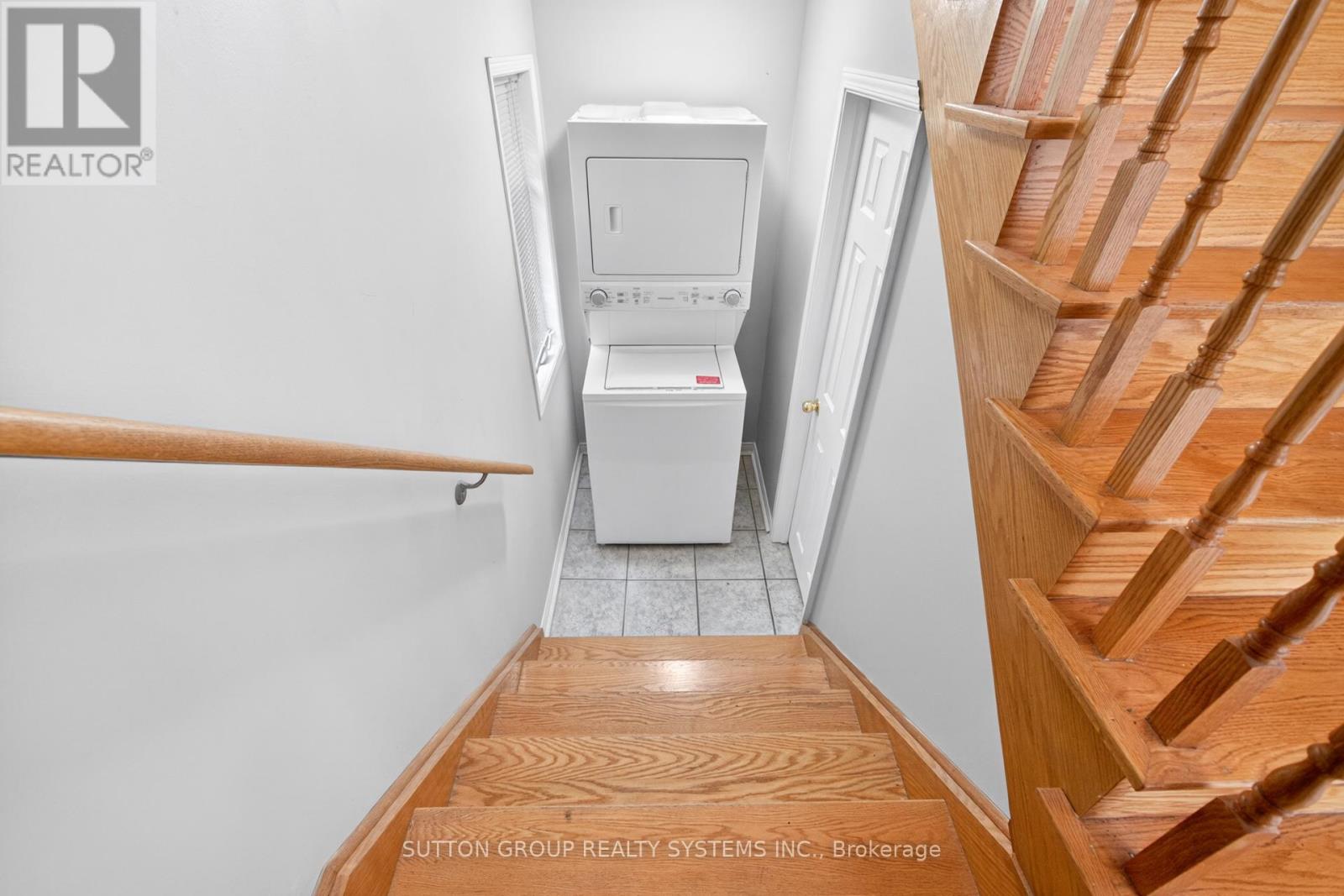 6556 Opera Glass Crescent S, Mississauga, Ontario  L5W 1S1 - Photo 44 - W13138616