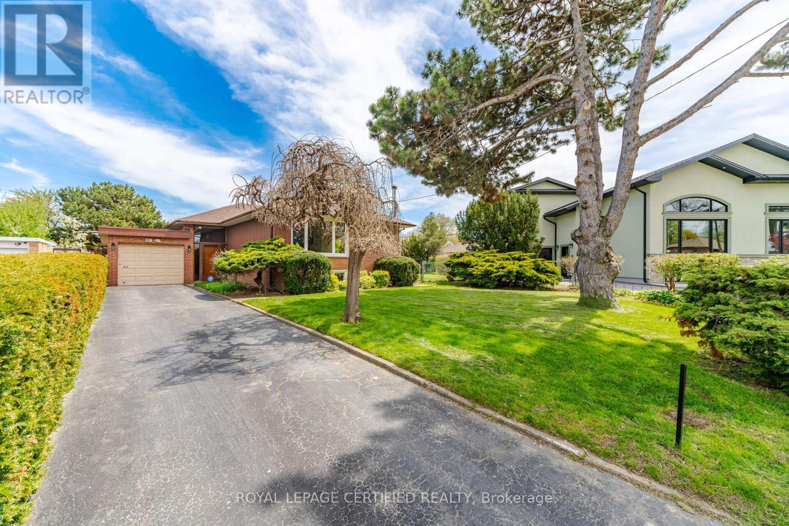 34 WARBECK PLACE, Toronto, Ontario