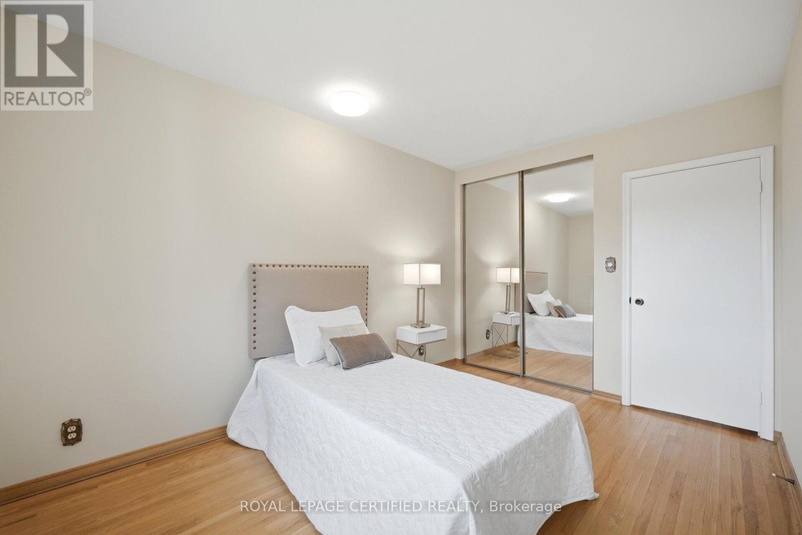 34 Warbeck Place, Toronto, Ontario  M9R 3C3 - Photo 21 - W13138628