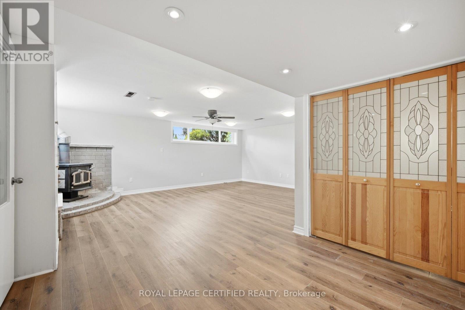 34 Warbeck Place, Toronto, Ontario  M9R 3C3 - Photo 24 - W13138628