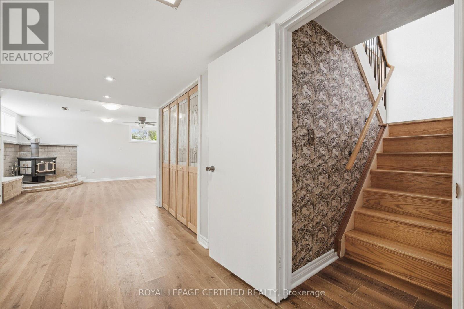 34 Warbeck Place, Toronto, Ontario  M9R 3C3 - Photo 25 - W13138628