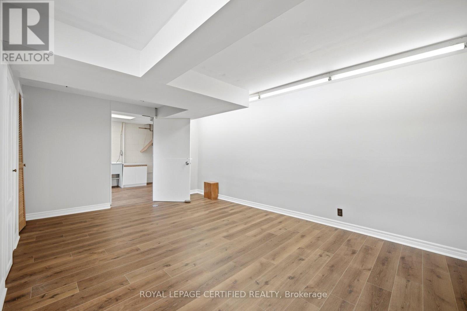 34 Warbeck Place, Toronto, Ontario  M9R 3C3 - Photo 34 - W13138628