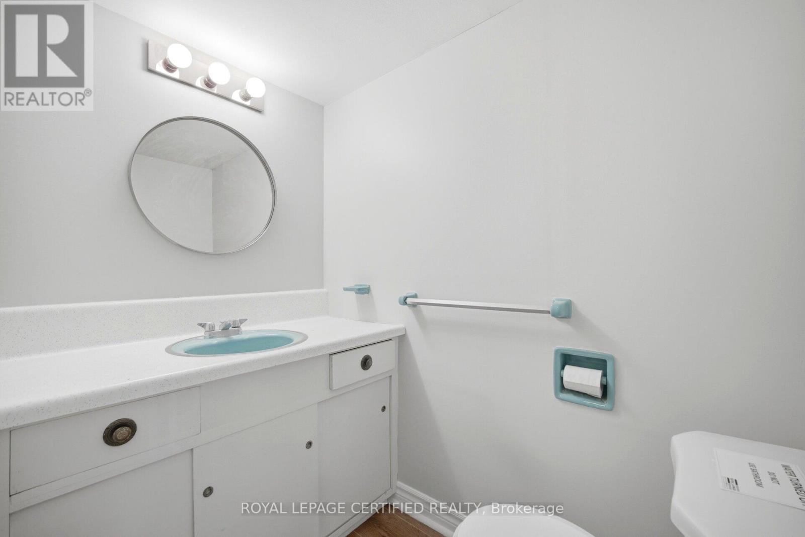34 Warbeck Place, Toronto, Ontario  M9R 3C3 - Photo 35 - W13138628